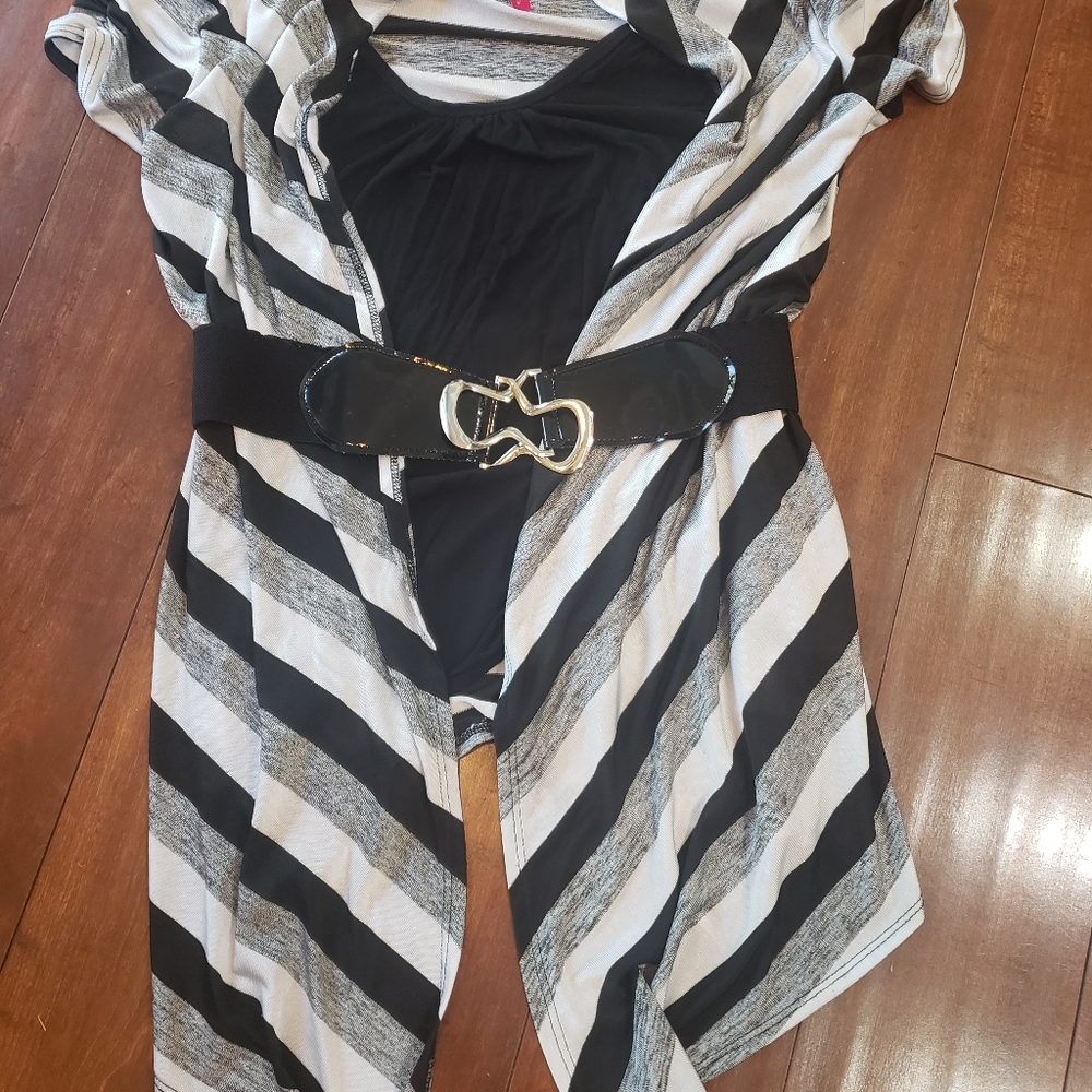 Heart Soul Short Sleeve Top W/ Belt